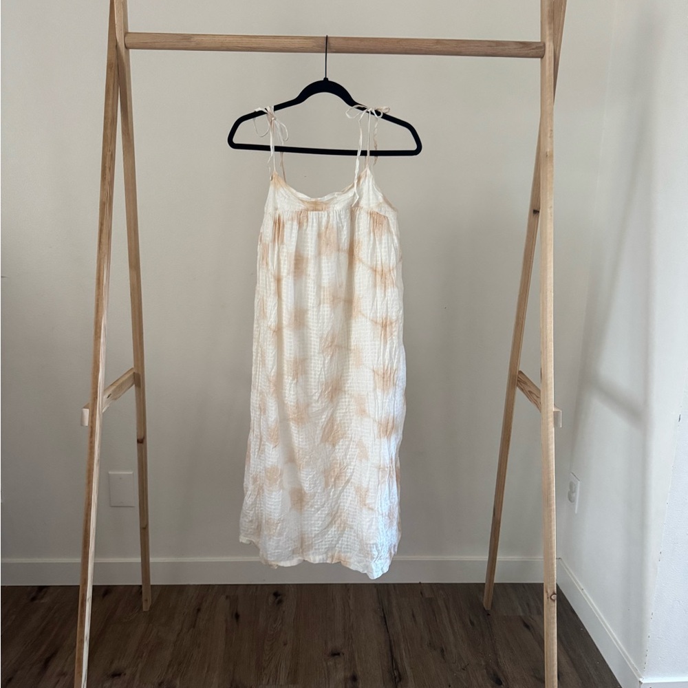 GAP neutral tie strap dress